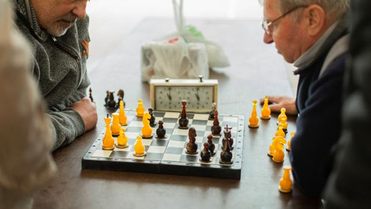 game bài có nên chơi không